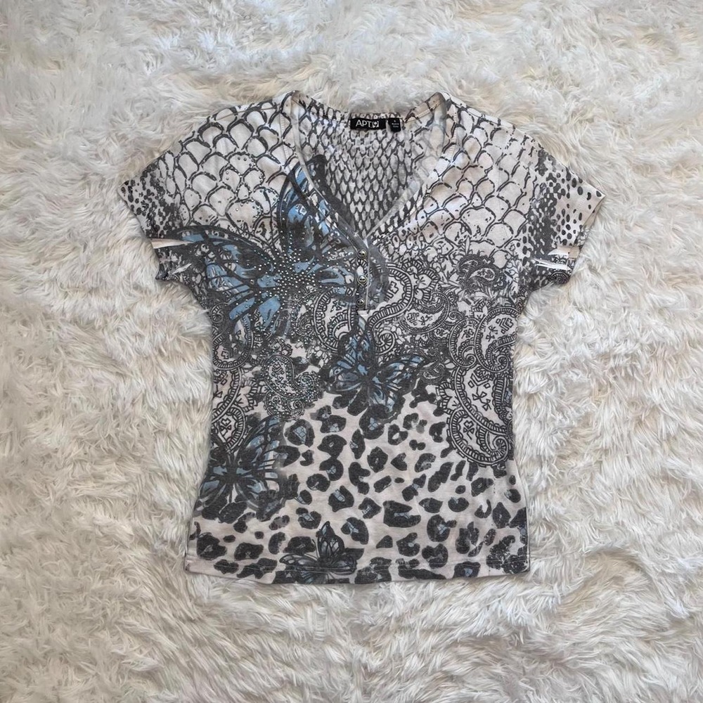 Y2K White‎ & Blue Butterfly Lepoard Print Rhinestone Graphic Henley Top Small